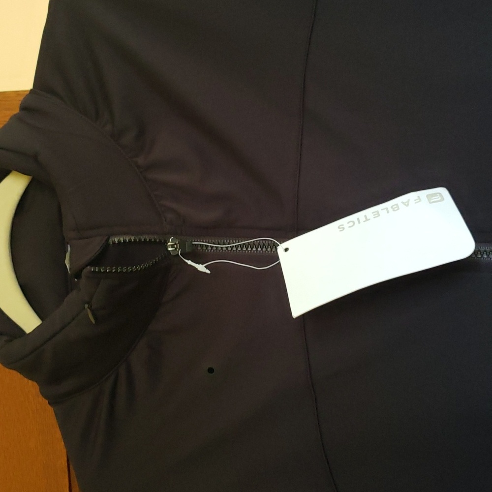 🎄🎄NWT FABLETICS KIRA JACKET BLK. XXL 16-18